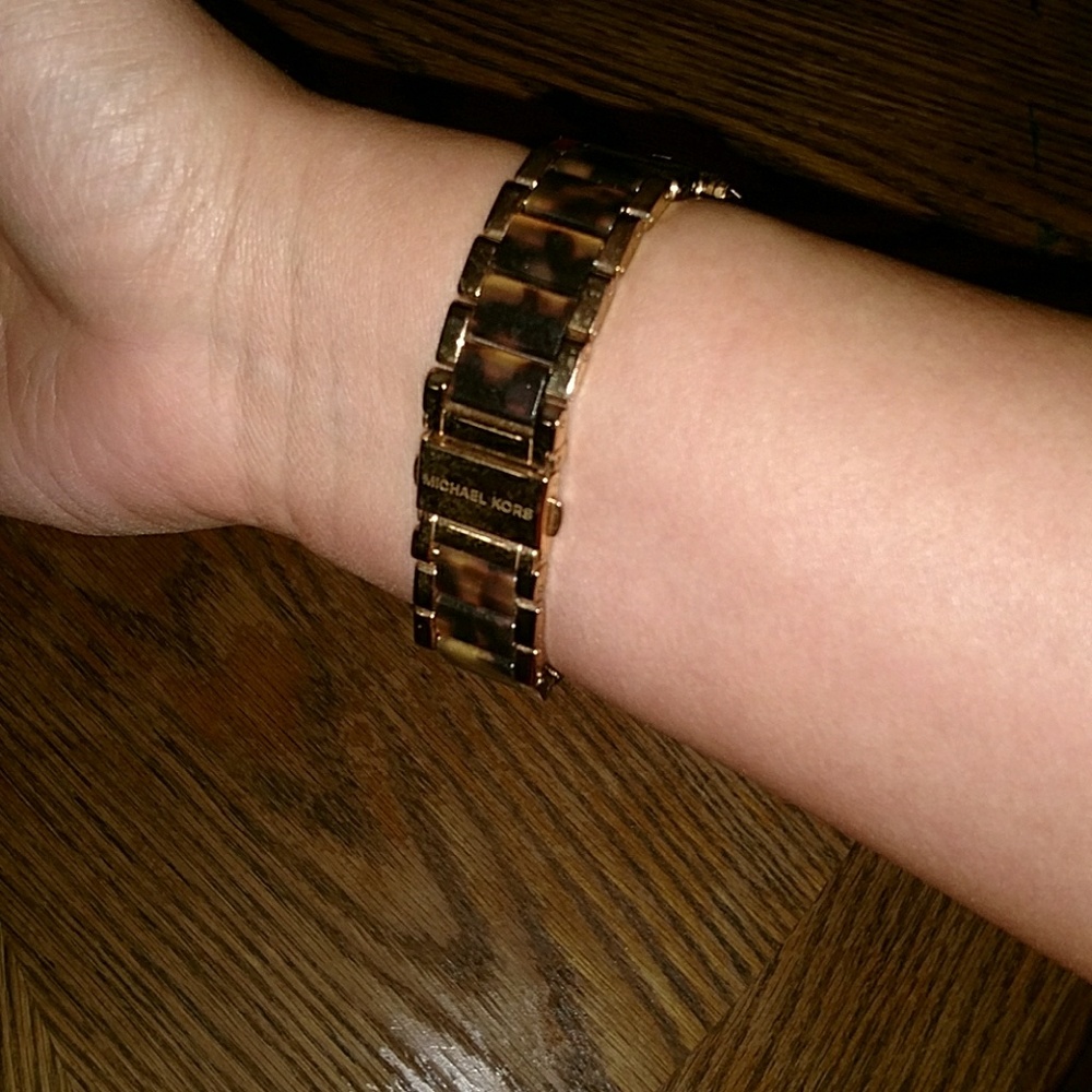MICHAEL KORS WATCH - Picture 7 of 7